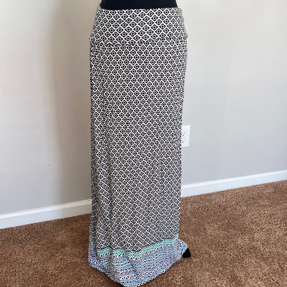 Max studio size s
